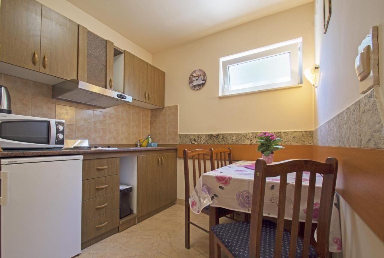 Apartments Oaza Dramalj Ngoại thất bức ảnh
