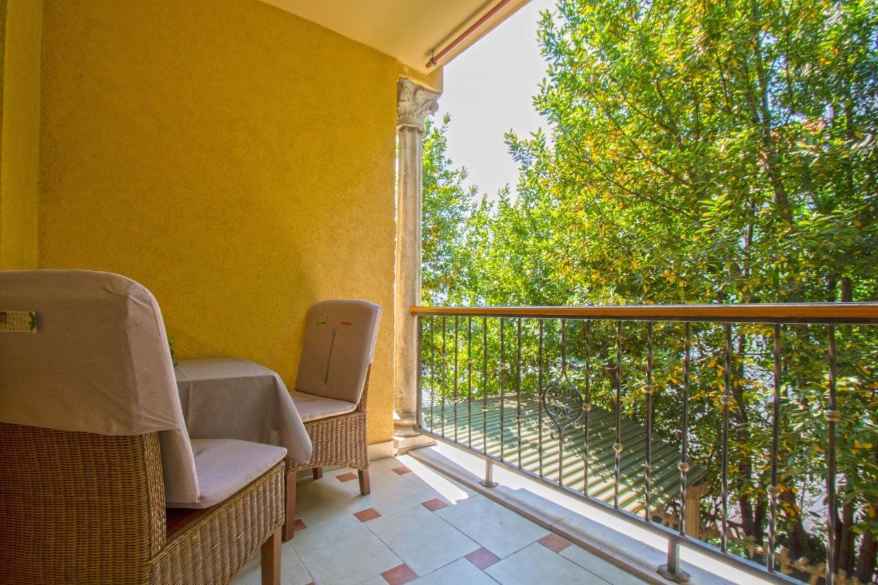 Apartments Oaza Dramalj Ngoại thất bức ảnh