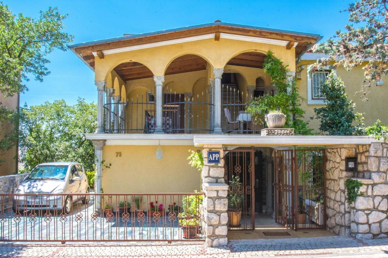 Apartments Oaza Dramalj Ngoại thất bức ảnh